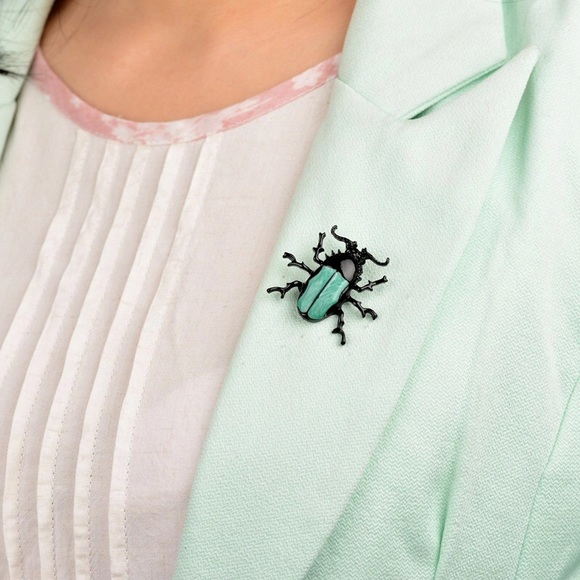 ‼️5 for $25 SALE‼️Green Bug Beetle Insect Brooch - Picture 5 of 6